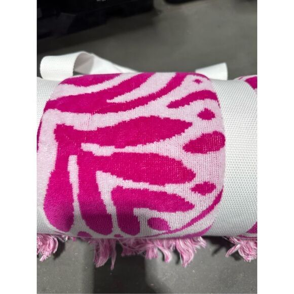 COPY - LOFT By Loftex Beach Towel jumbo Size 182cm x 213 cm 72 in x 84 in - Picture 10 of 10